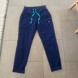 Figs Navy Freex Yola high waisted skinny scrub pants
